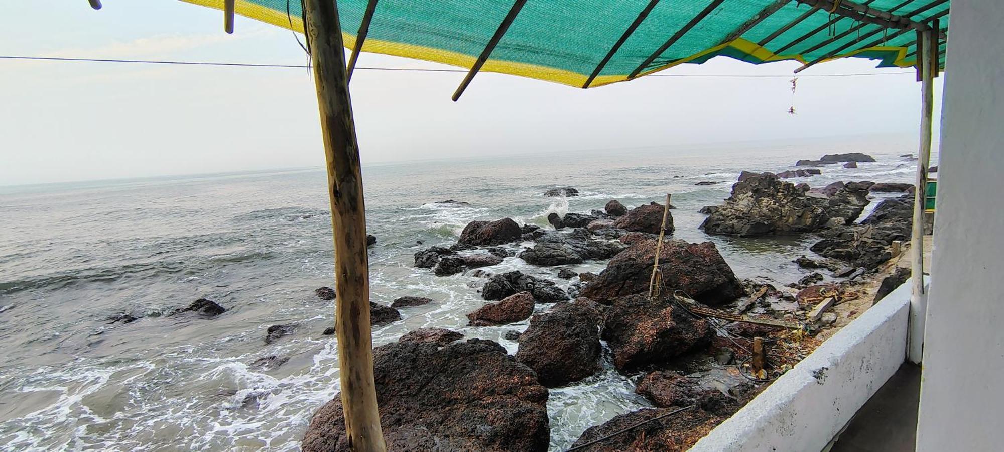 Sunny Cliff Arambol